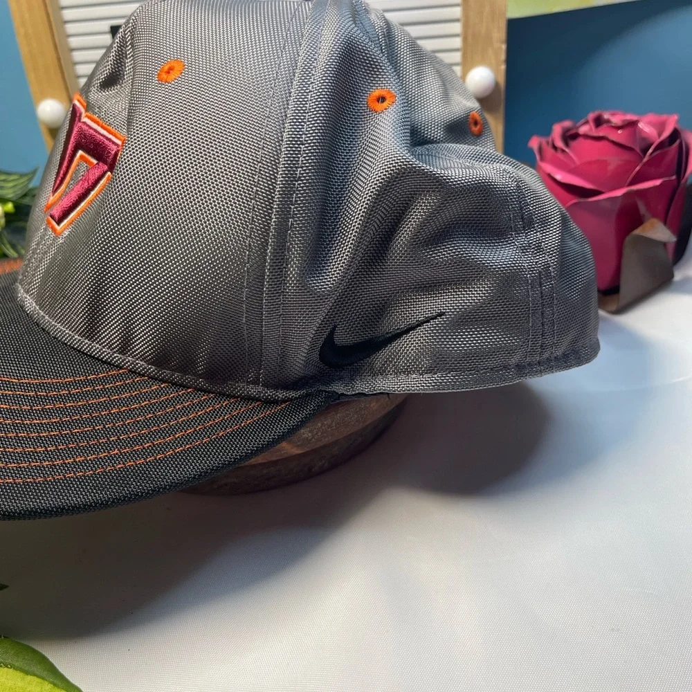 Nike True Virginia Tech VT Hokies Snapback Hat Size Adjustable NCAA